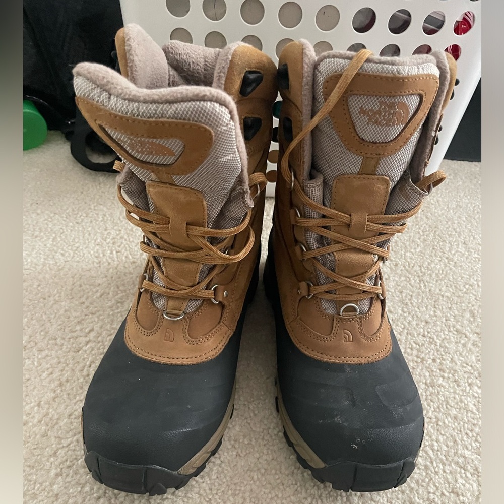 Men’s North Face Baltor Boots